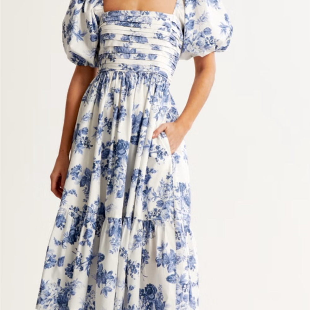Abercrombie and Fitch Emerson Poplin Puff Sleeve Dress